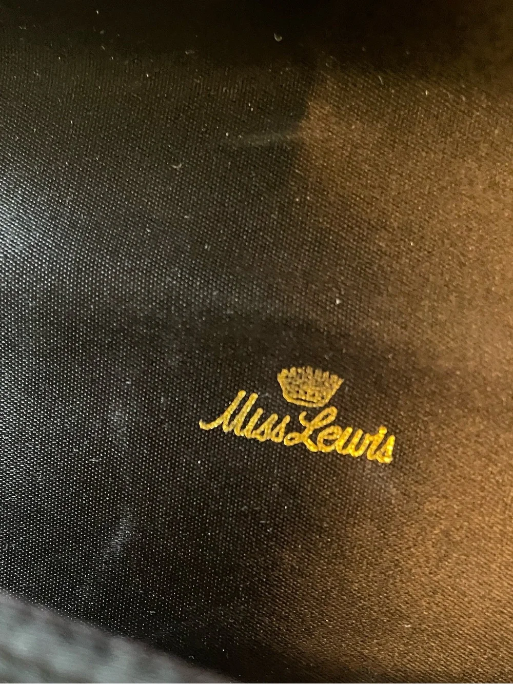 VTG 1960’s Miss Lewis Classic Black Satin Chain-Handle Evening Bag Gold Seashell